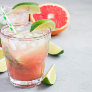 Guaro Sour Cocktail (16 Drinks)